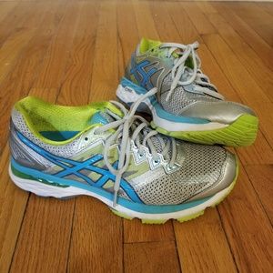 Asics GT-2000 Running Shoes